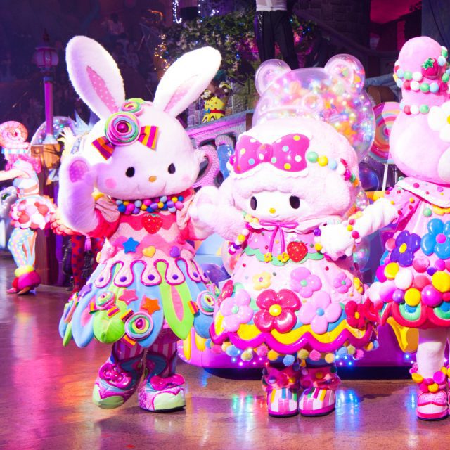 Sanrio Puroland hello kitty