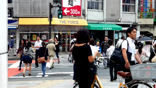 street corner briefly appears in Terror in Resonance episode two, Real-life locations of Terror in Resonance (Zankyou no Terror)