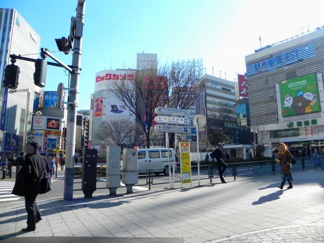 Shinjuku Station East Exit - Tokyo Ghoul: Best Anime Real-life Locations in Japan You Actually Visit