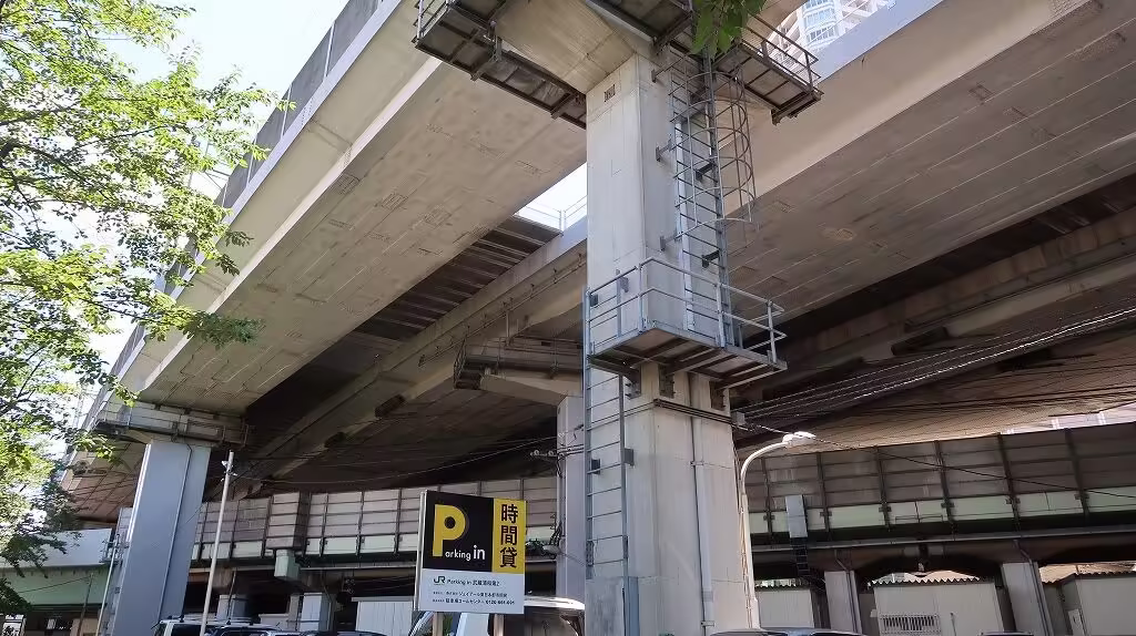 Under the elevated track on the north side of Musashi-Urawa Station - Yofukashi no Uta Real life Locations in Japan