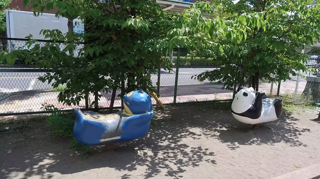 Kannon Children's Park - Yofukashi no Uta Real life Locations in Japan