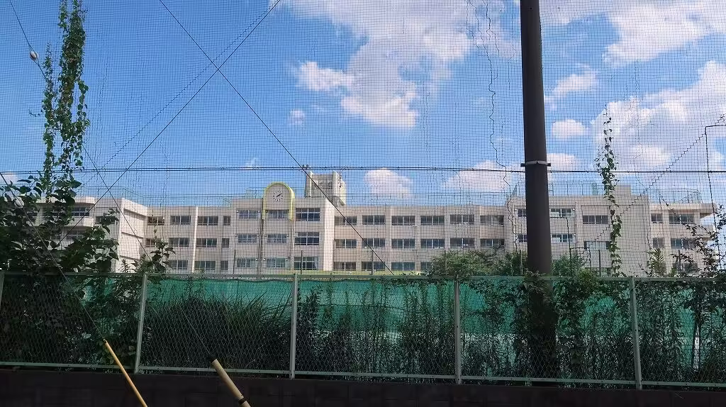 Saitama City Uchitani Junior High School - Yofukashi no Uta Real life Locations in Japan